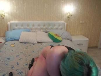 MiaVienne webcam model stream image