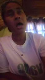 Icymi webcam model stream image