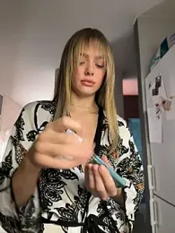 Kylie_Desire webcam model stream image