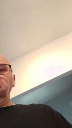 Loulou2x webcam model stream image