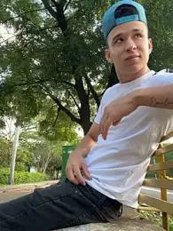 outdoors11 webcam model stream image