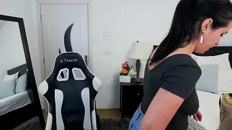 AmyPure_ webcam model stream image