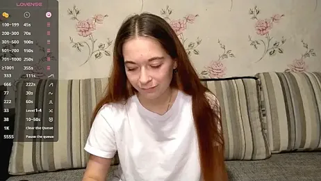 KissKarina webcam model stream image