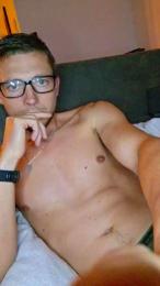 Jonathangault79 webcam model stream image