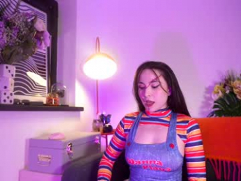 littlee33 webcam chaturbate model stream image