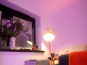 littlee33 webcam chaturbate model stream image