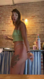 Yara_Queenn webcam model stream image