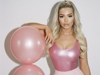 JessieBreen webcam model stream image