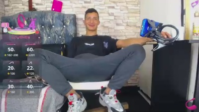 Leo_Hot_04 webcam model stream image