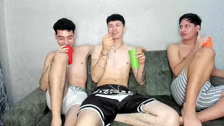 pelusos_mens webcam stripchat model stream image