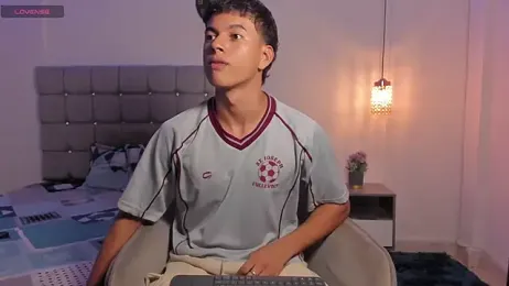 Santy_Stump webcam model stream image