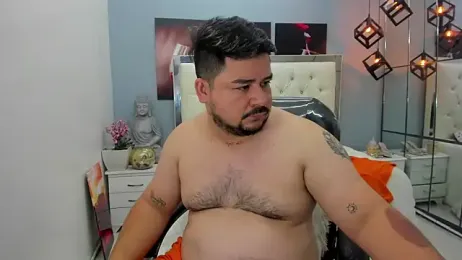 oso_dirty_ webcam model stream image