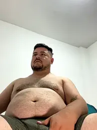 oso_dirty_ webcam model stream image