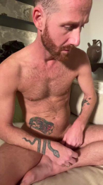 Redoutside webcam model stream image