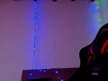 alessafrost_ webcam model stream image