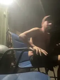 SmokingSloth webcam model stream image