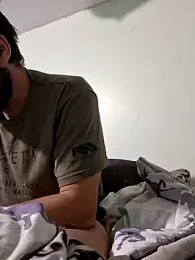 SmokingSloth webcam model stream image