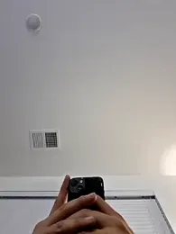 SmokingSloth webcam model stream image