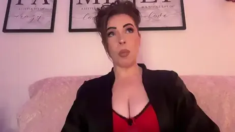 MuckyMILF webcam model stream image
