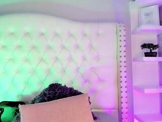 Scarlet Barbieri webcam model stream image