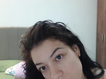 bat_777 webcam model stream image