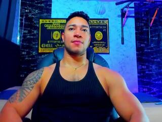 Dixon Rays webcam model stream image