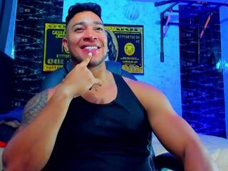 Dixon Rays webcam model stream image