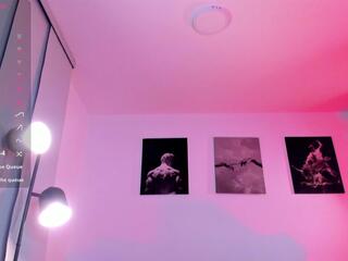 Dante Read webcam model stream image