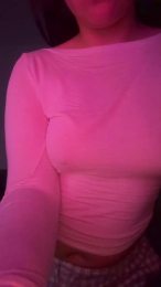 Bambi223 webcam model stream image