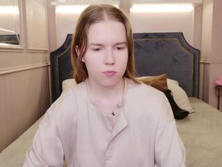 Alida Brace webcam model stream image