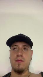 erik_conrad webcam cam4 model stream image