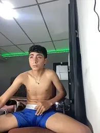 MathieuAGT webcam stripchat model stream image