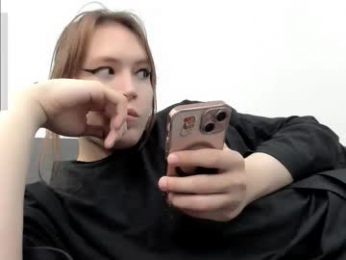 yomoyoo webcam model stream image