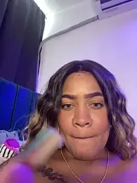 riri_brunnete webcam model stream image