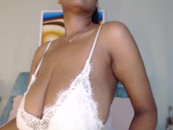 thalia_joness webcam chaturbate model stream image