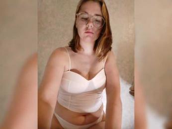 Kumiho-Lisichka webcam model stream image