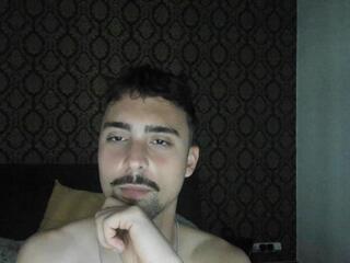 Ricky Heat webcam flirt4free model stream image