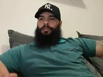 beardmax webcam model stream image