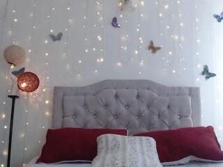 Liss Paris webcam model stream image