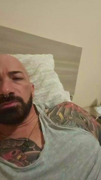 Ilgiardiniere webcam model stream image