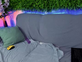 aprilavery webcam model stream image