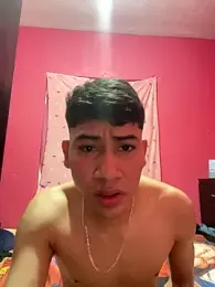 emmarod18 webcam stripchat model stream image