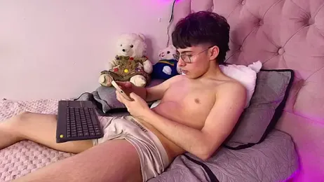 PepperTwink webcam stripchat model stream image
