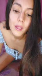 Luzzromano webcam model stream image