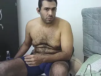 AlphaLatinoBear webcam model stream image