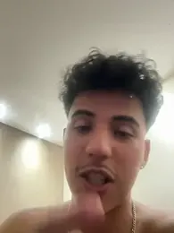 henrids webcam model stream image