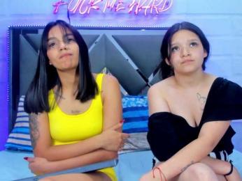 LesbiGirlshot webcam model stream image