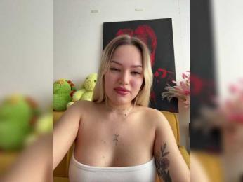 Eva-Kitty1 webcam bongacams model stream image