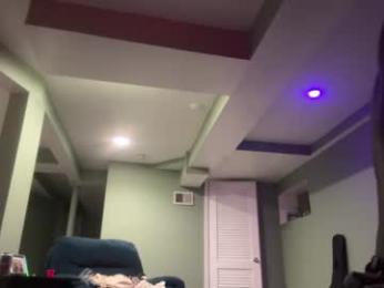 teezemyo webcam chaturbate model stream image