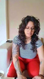 yourlaatingirl webcam model stream image